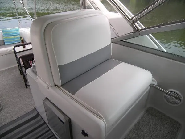 Slide: The Image of Chris-Craft 370 Amerosport 1988 - 4