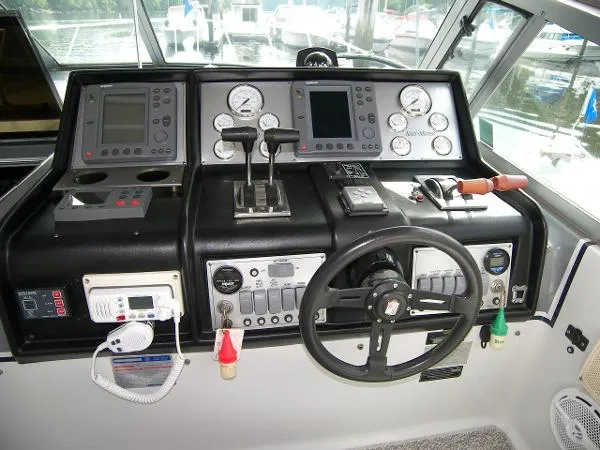 Slide: The Image of Chris-Craft 370 Amerosport 1988 - 6