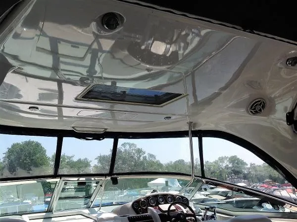 Slide: The Image of Crownline Boats 340 CR 2008 - 5