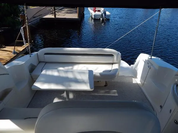 Slide: The Image of Sea Ray 360 Sundancer 2005 - 9