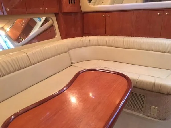 Slide: The Image of Sea Ray 410 Express Cruiser 2000 - 4