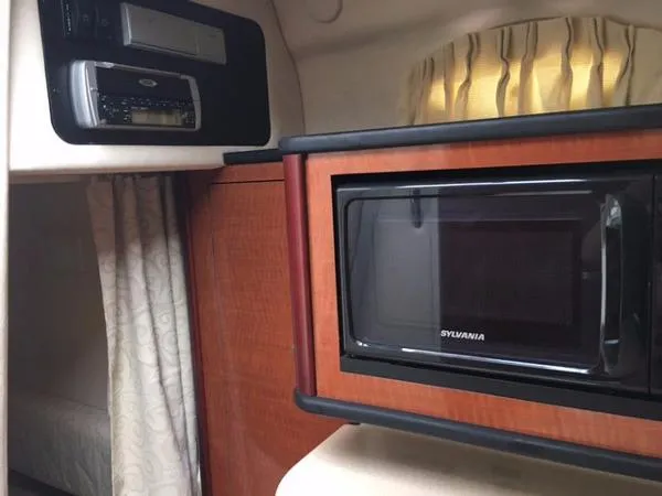 Slide: The Image of Sea Ray 260 Sundancer 2005 - 5