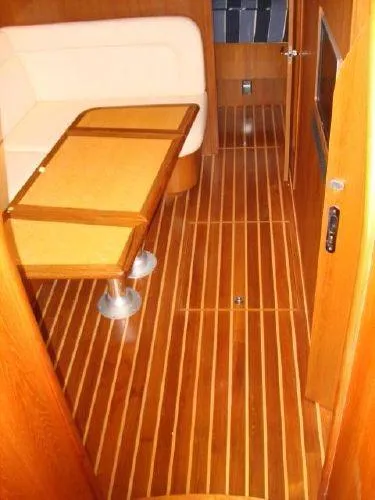 Slide: The Image of Tiara 42 Open 2008 - 2