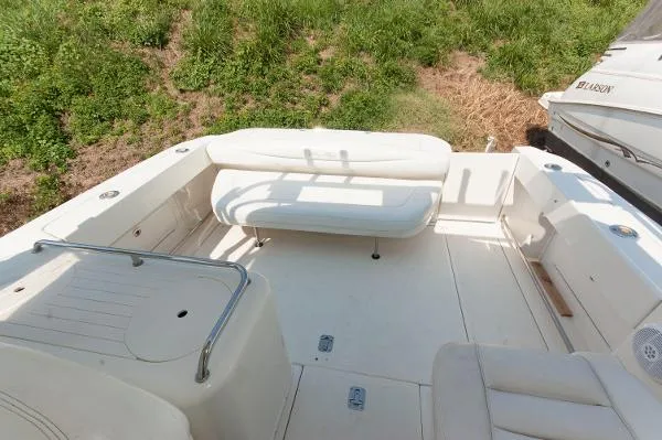 Slide: The Image of Sea Ray 290 Amberjack 2005 - 6