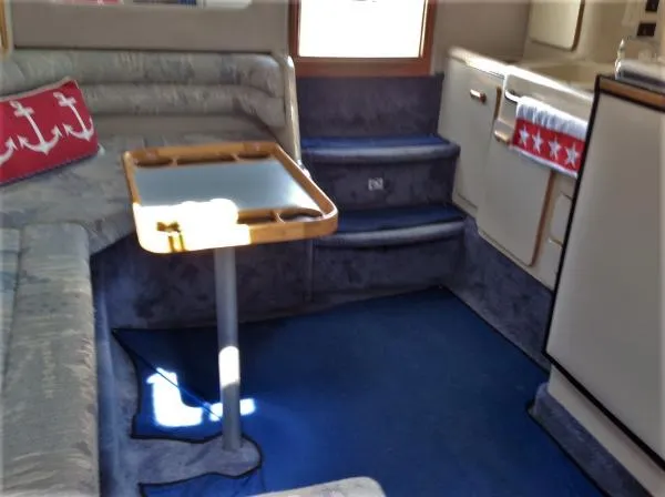 Slide: The Image of Sea Ray 330 Express Cruiser 1992 - 10