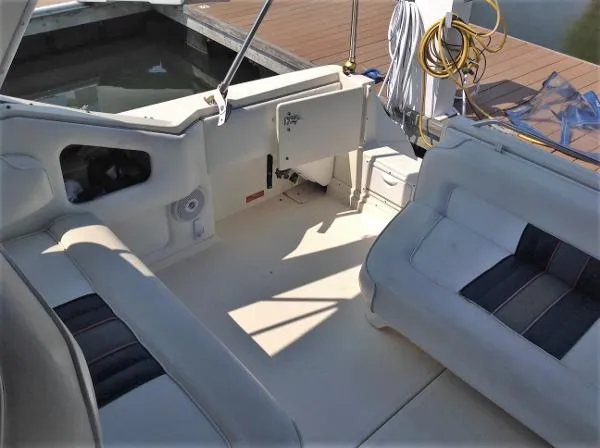 Slide: The Image of Sea Ray 330 Express Cruiser 1992 - 7