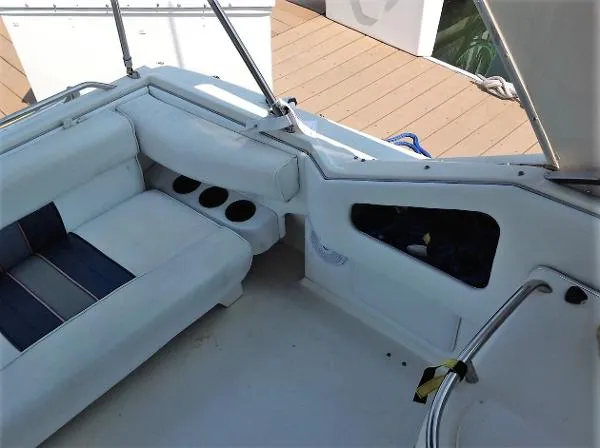 Slide: The Image of Sea Ray 330 Express Cruiser 1992 - 8