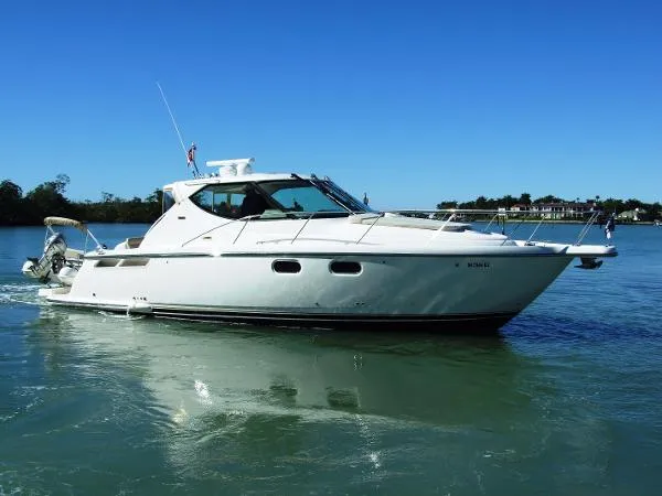Slide: The Image of Tiara 3900 Sovran 2009 - 0