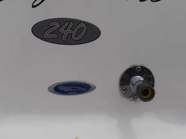 Slide: The Image of Chaparral 240 SIGNATURE 2006 - 10