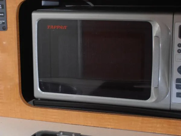 Slide: The Image of Chaparral 240 SIGNATURE 2006 - 6