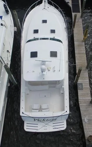 Slide: The Image of Tiara 4200 Open 2004 - 5
