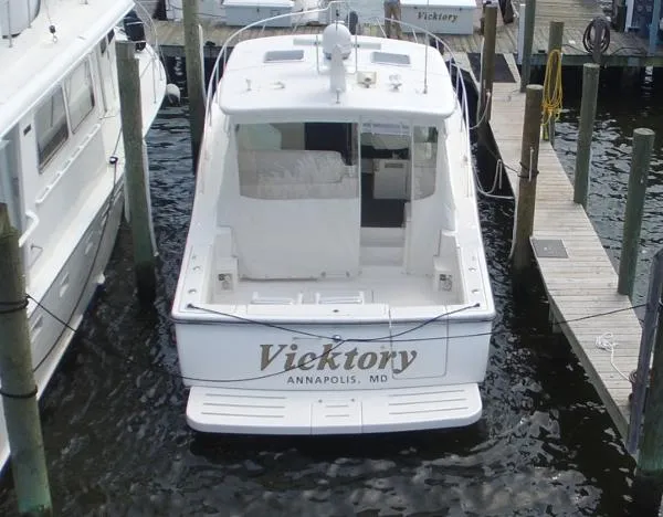 Slide: The Image of Tiara 4200 Open 2004 - 7