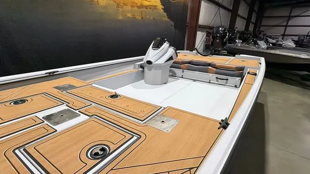 Slide: The Image of Avid Rogue 20 SC W/Yamaha 115 "SHO" 2026 - 16