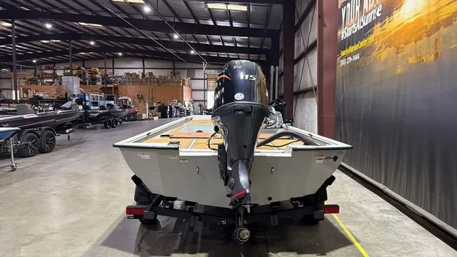 Slide: The Image of Avid Rogue 20 SC W/Yamaha 115 "SHO" 2026 - 4