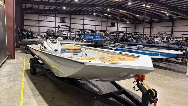 Slide: The Image of Avid Rogue 20 SC W/Yamaha 115 "SHO" 2026 - 7