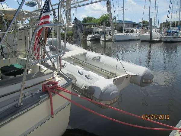Slide: The Image of Island Packet 38 1986 - 10