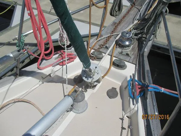 Slide: The Image of Island Packet 38 1986 - 7