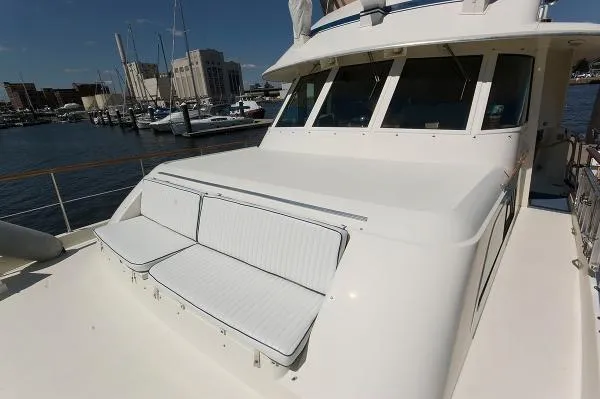 Slide: The Image of Hatteras 63 Motor Yacht 1987 - 3
