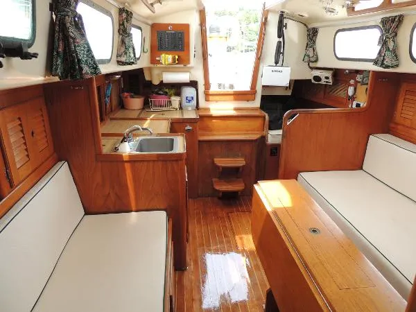 Slide: The Image of Bristol 40 sloop 1981 - 5