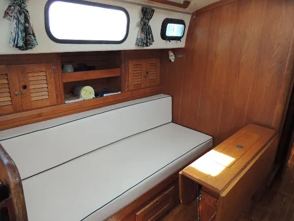 Slide: The Image of Bristol 40 sloop 1981 - 6
