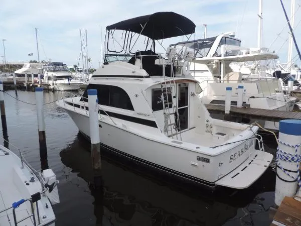 Slide: The Image of Bertram 33 Flybridge Cruiser 1989 - 2