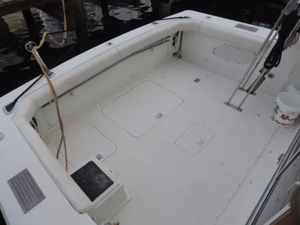 Slide: The Image of Bertram 33 Flybridge Cruiser 1989 - 7