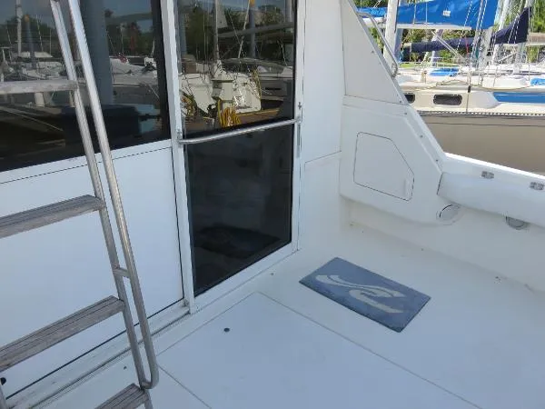 Slide: The Image of Sea Ray 370 Sedan Bridge 1996 - 7