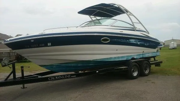 Slide: The Image of Crownline Boats 260 Bowrider 2006 - 0