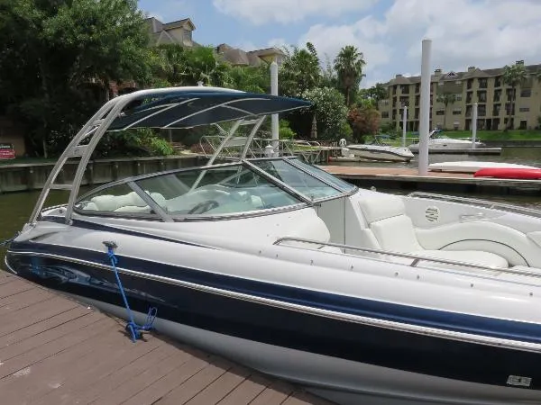 Slide: The Image of Crownline Boats 260 Bowrider 2006 - 7