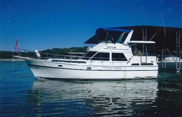 Slide: The Image of President 43 Motor Yacht 1988 - 0
