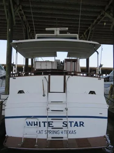 Slide: The Image of President 43 Motor Yacht 1988 - 4