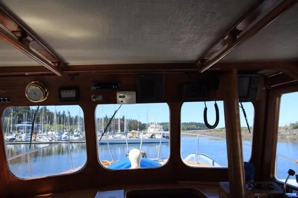 Slide: The Image of CHB 34 trawler 1976 - 7