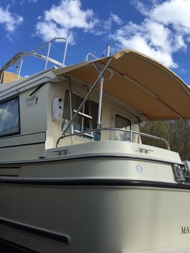 Slide: The Image of Camano Trawler 31 2000 - 1