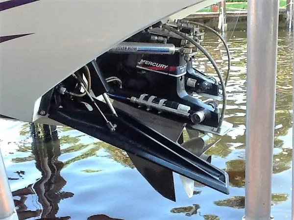Slide: The Image of Fountain 38 Lightning 2005 - 2