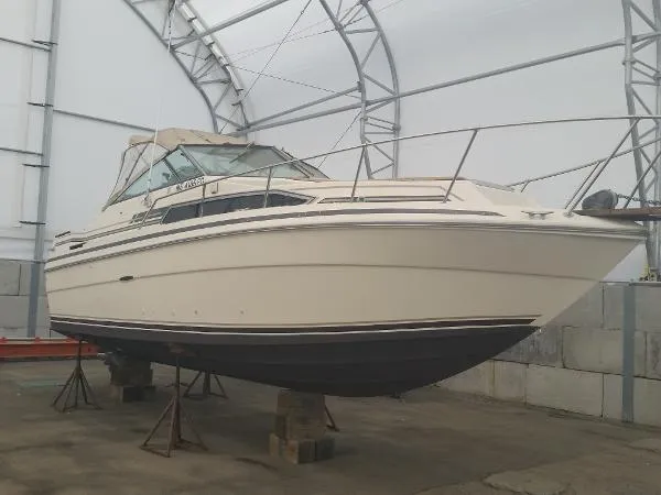 Slide: The Image of Sea Ray 268 Sundancer 1984 - 0