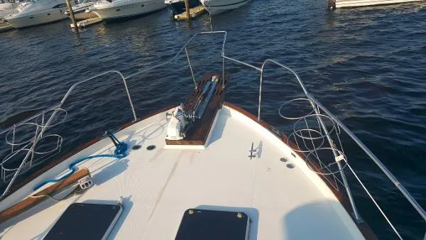 Slide: The Image of Bayliner 4588 Motoryacht 1987 - 3