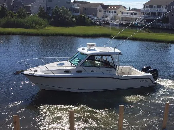 Slide: The Image of Boston Whaler 315 Conquest 2014 - 0