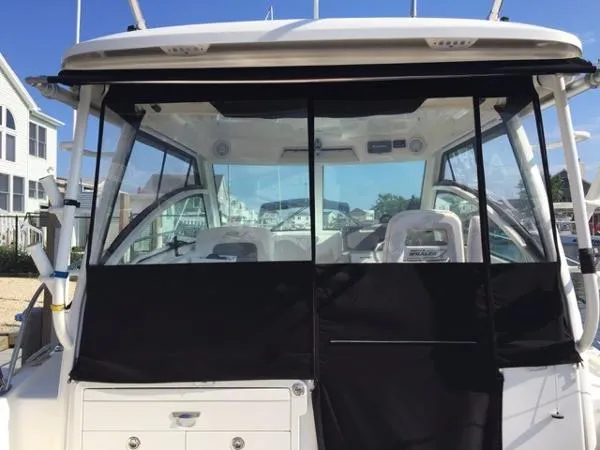 Slide: The Image of Boston Whaler 315 Conquest 2014 - 3