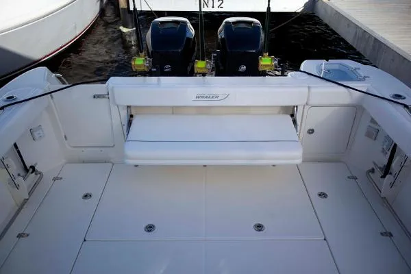 Slide: The Image of Boston Whaler 315 Conquest 2014 - 6