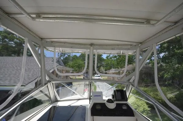 Slide: The Image of Aquasport 225 Explorer w/ F225 1996 - 9