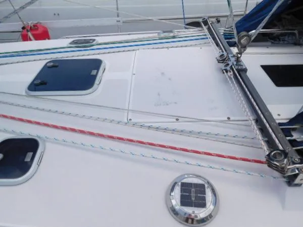 Slide: The Image of Catalina 400 MkII 2000 - 5
