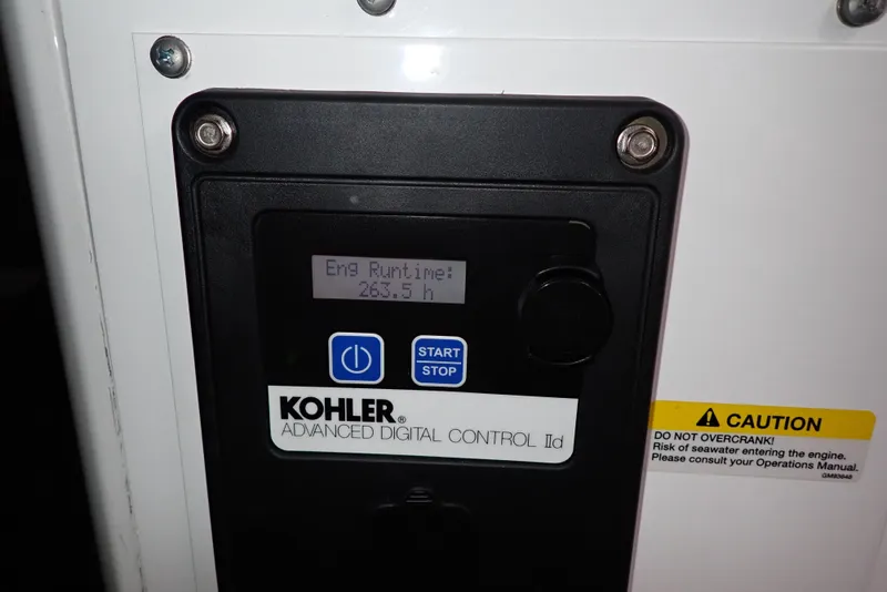 Slide: The Image of Carver C37 2019 - 217