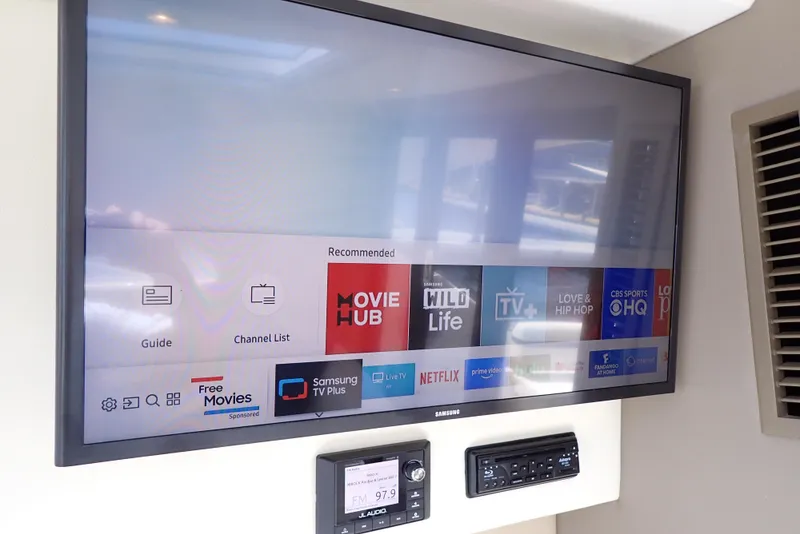 Slide: The Image of Carver C37 2019 - 62