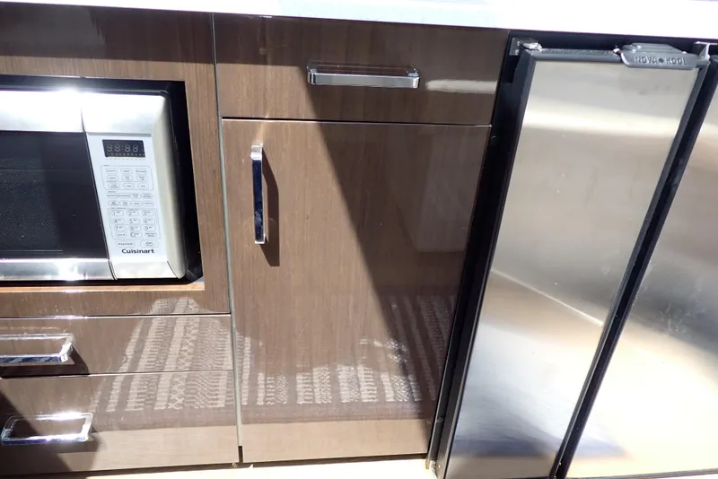 Slide: The Image of Carver Yachts C37 2019 - 121