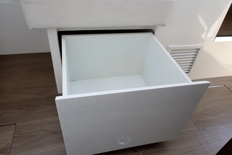 Slide: The Image of Carver Yachts C37 2019 - 137