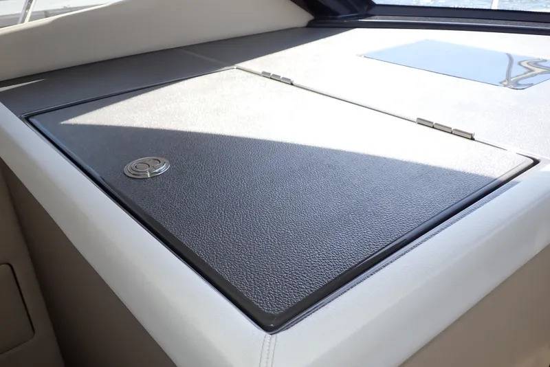 Slide: The Image of Carver Yachts C37 2019 - 151