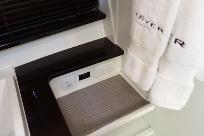 Slide: The Image of Carver Yachts C37 2019 - 167