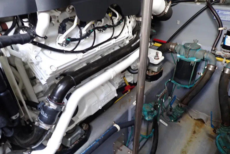 Slide: The Image of Carver Yachts C37 2019 - 222