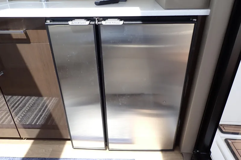 Slide: The Image of Carver Yachts C37 2019 - 66