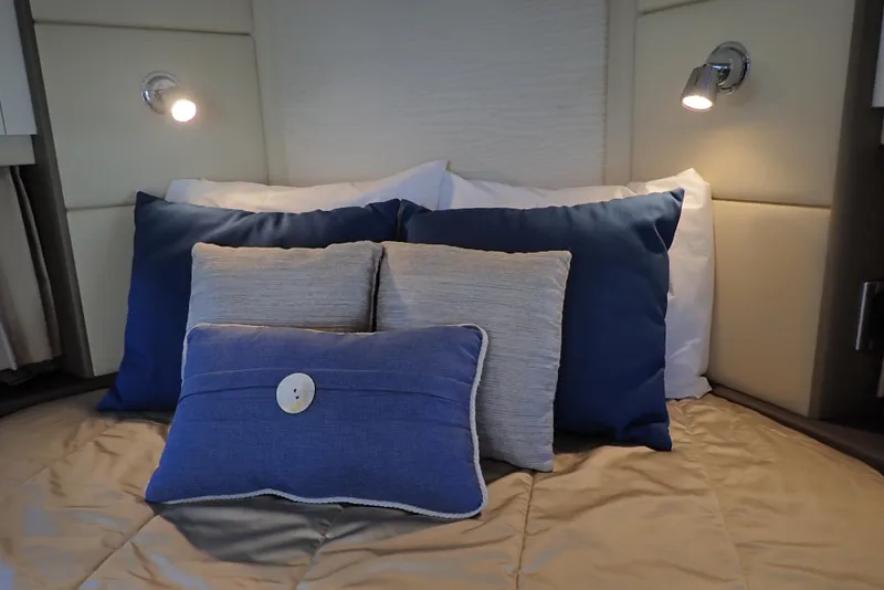 Slide: The Image of Carver Yachts C37 2019 - 90